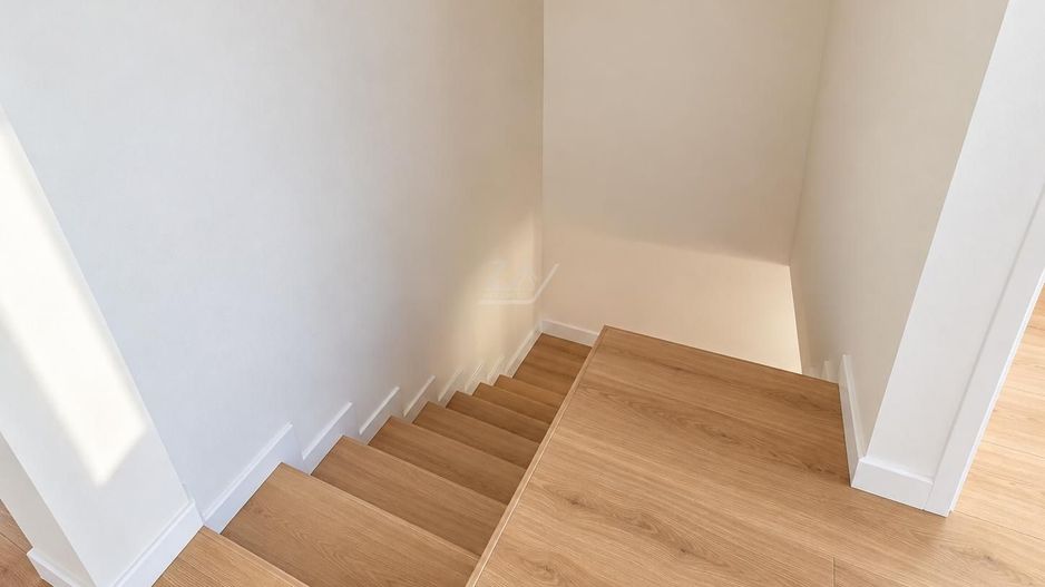 COMISION 0! DRUMUL BOILOR. Duplex cu 4 camere, 3 bai. Toate utilitatile. - Poză 8