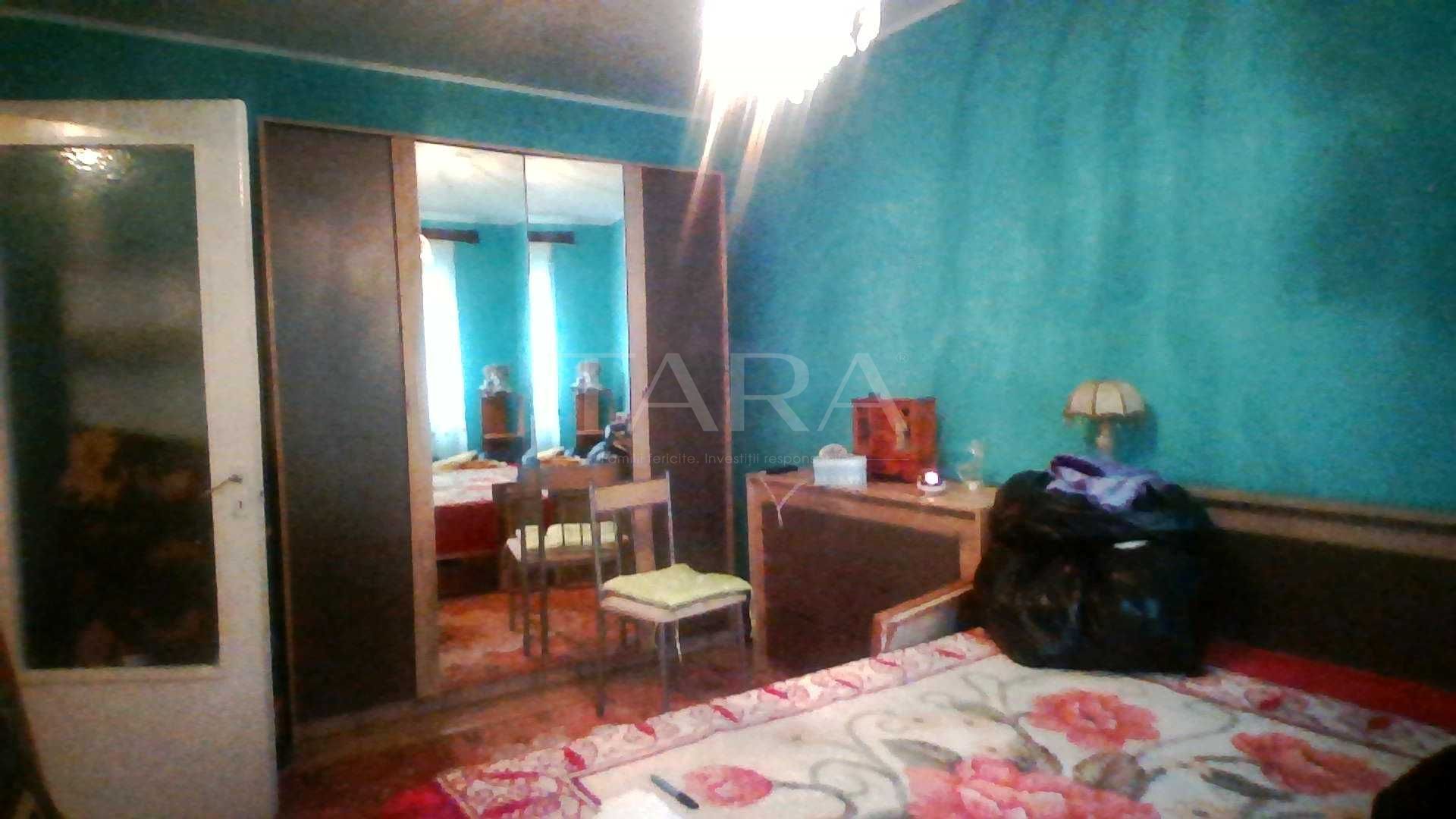 Apartament 3 camere Mănăștur, etaj 1, decomandat, balcon, beci. - Poză 6