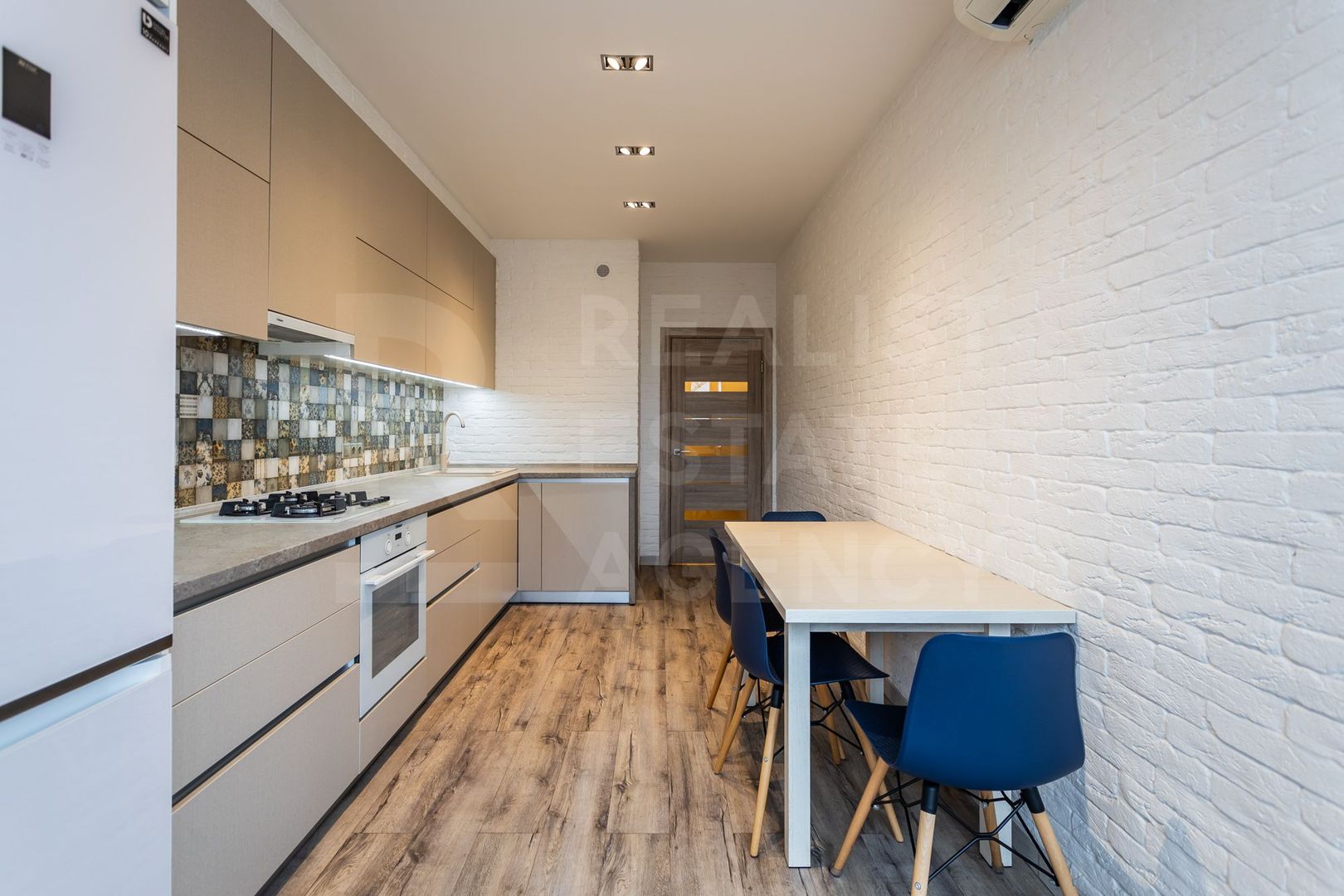 Vânzare, apartament, 2 camere, str. Calea Ieșilor, Buiucani - Poză 4