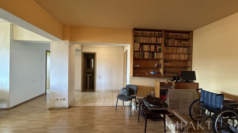 Vânzare apartament 3 camere, etaj intermediar, zona Dorobantilor! - Poză 1