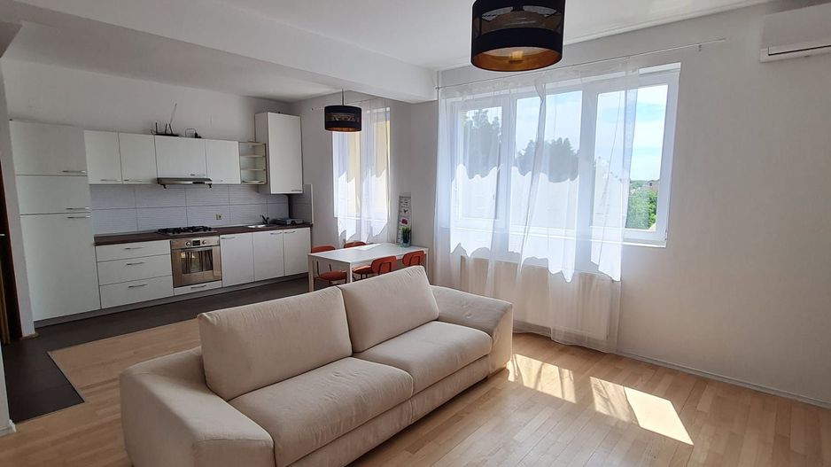 Apartament cu 3 camere de închiriat în zona Odobescu - Poză 20