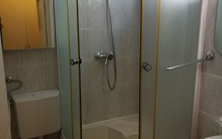 Garsoniera Piata Iancului Metrou Terasa 2 Holuri - Poză 8