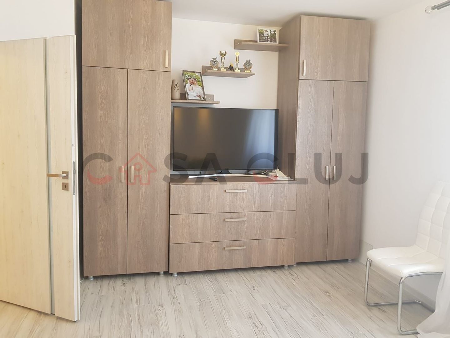 2 camere decomadate, etaj interemdiar, zona Fsega Iulius Mall - Poză 2