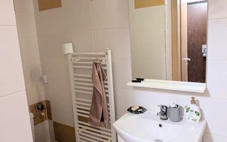 Apartament spatios 100 mp cu lift si 50 mp de terase - Poză 20