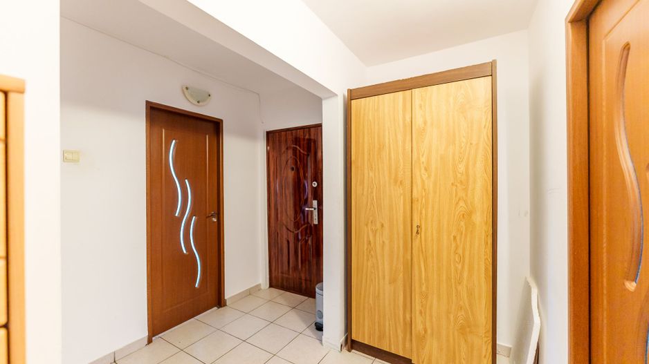 Apartament cu 3 camere de închiriat Vlaicu - Poză 5