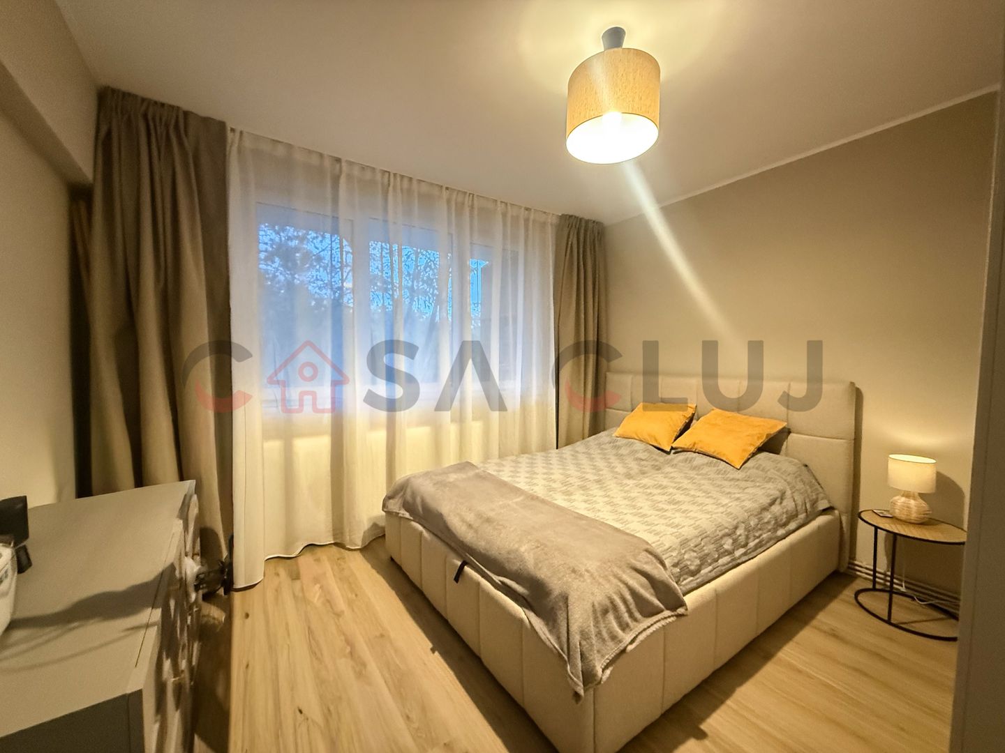 2 camere la cheie, etaj intermediar, Iulius Mall - Poză 2