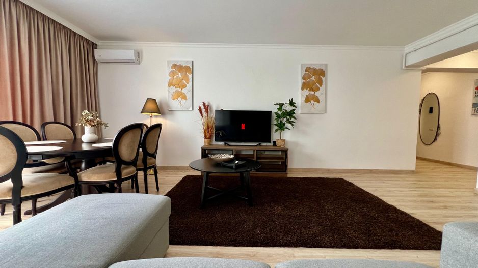 Apartament 3 camere de închiriat - Poză 1
