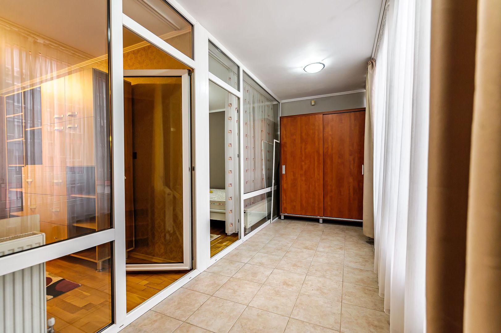 Oportunitate! Apartament elegant și spațios în zona UTA - Poză 7