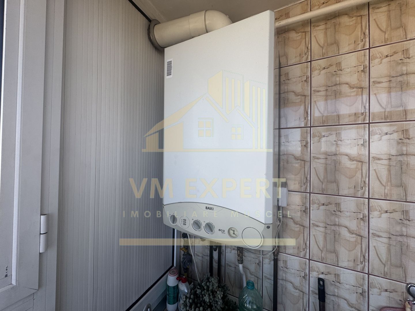 APARTAMENT 3 CAMERE ETAJ 4 GRUI CAMPULUNG - Poză 32