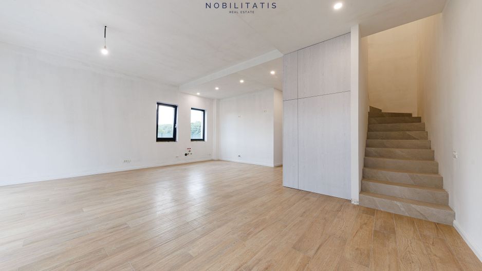 Duplex de vanzare la liziera padurii - 130 mp, 4 bai & 4 dormitoare - Poză 42