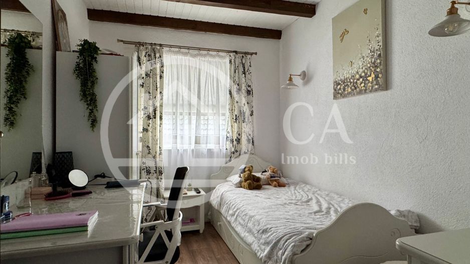 Casă de vânzare cu 6 camere in cartierul Tineretului, Oradea - Poză 12