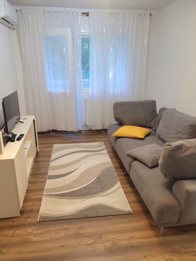 Apartament de inchiriat - 2 camere, Tiglina 2 - Papadie - Poză 1