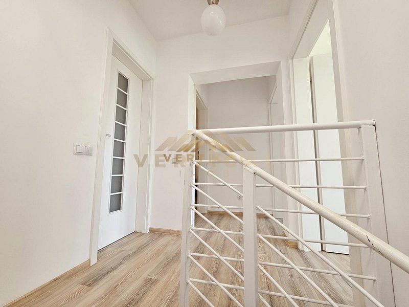 Vila 4 camere de închiriat - comuna Berceni - Poză 11