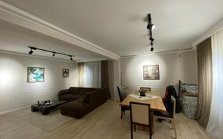 VILA MODERNA  ZONA CENTRALA 380 m TEREN - Poză 1