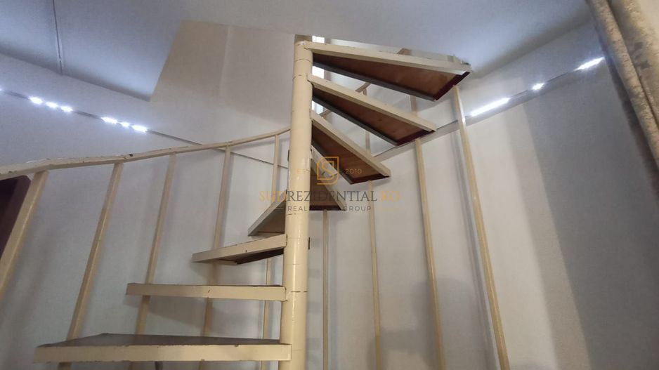 Casa spatioasa cu 7 camere, zona Bd. Brancoveanu, acces facil metrou - Poză 13