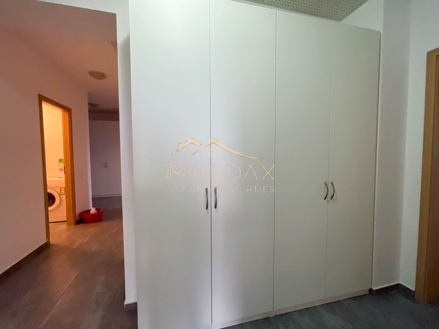 Apartament 4 camere de vanzare II Baneasa II Pipera II Parcare - Poză 21