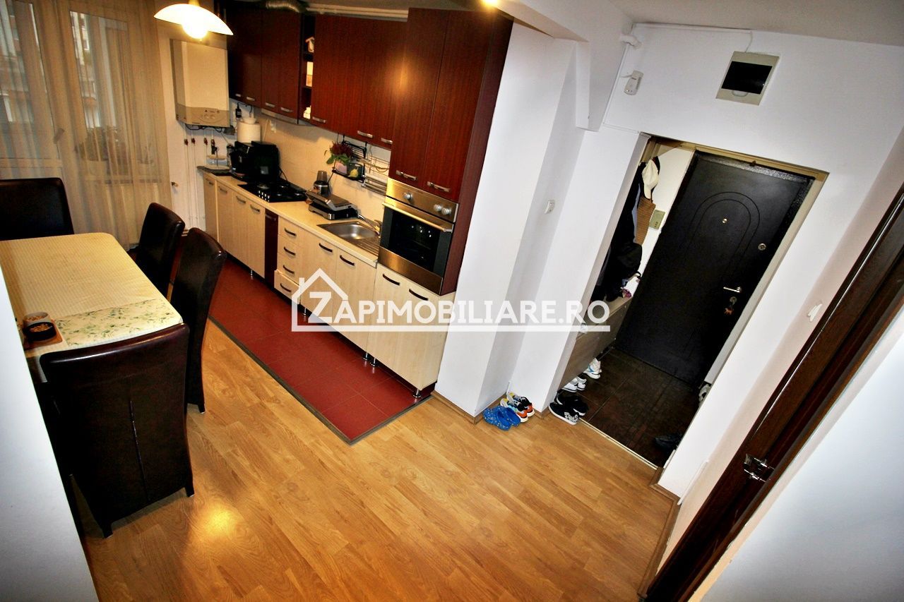 Apartament 3 camere,2 bai,pivnită,70mp,cartier Tudor,mobilat - Poză 11