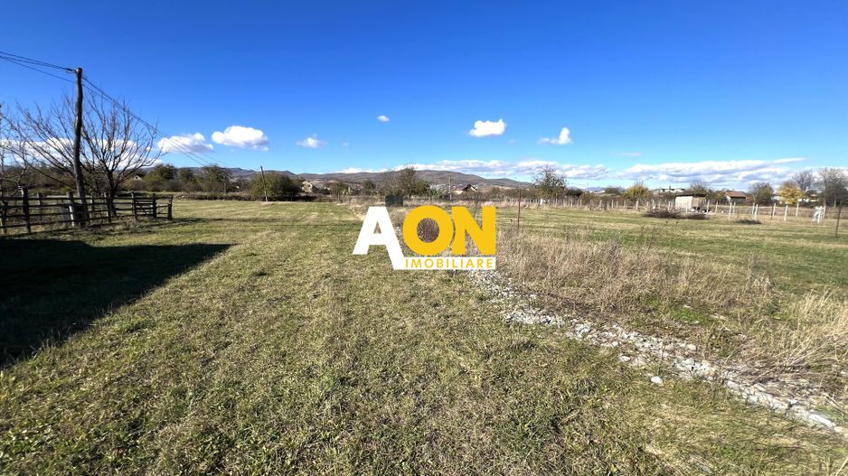 Teren de vanzare cu utilitati, 1300mp, zona Partos - Poză 1