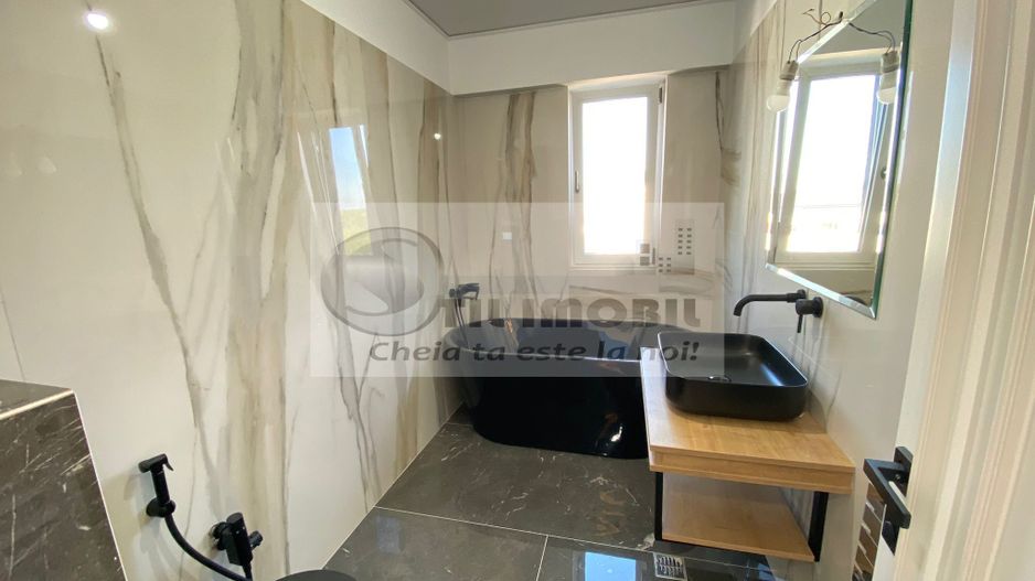 Ap. 2 camere, Decomandat, 55.56mp Tatarasi-Venetia - Poză 1