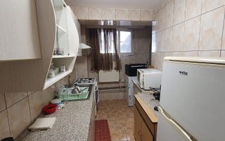 Casa cu 4 camere, garaj, teren 791 mp, zona Schit - Poză 13
