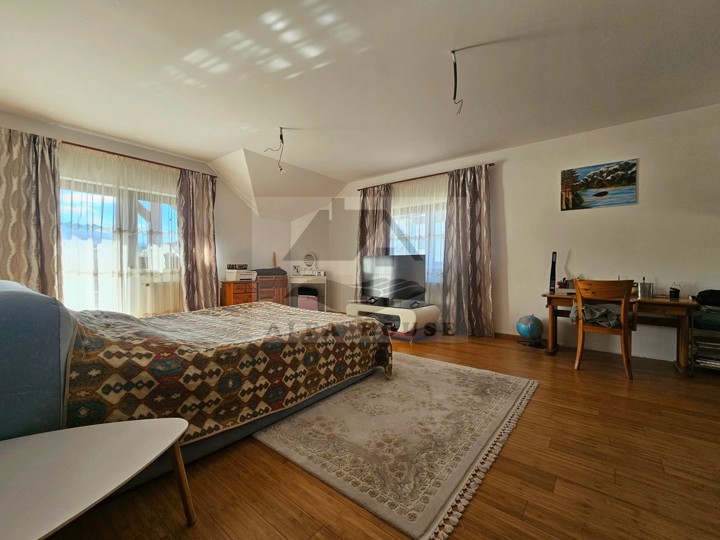 Casă individuala cu 5 camere, 270 mp, Tractorul - zona Coresi - Poză 22