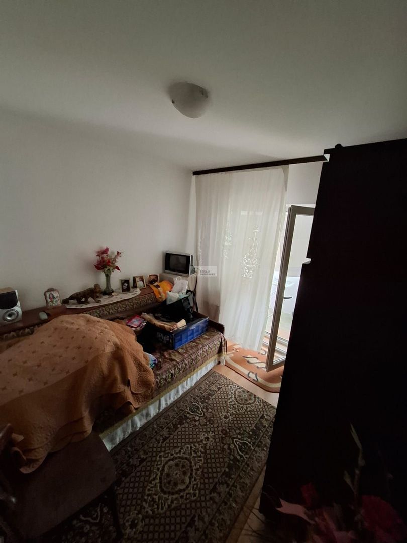 Apartament 4 camere/Longinescu/85mp/et 3/3-70.000  euro - Poză 8