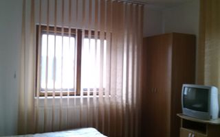 Casa 6 camere - cazare 15 persoane, Nord - Poză 7