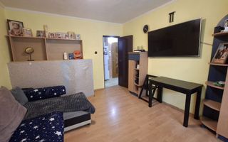 Apartament de 2 camere Pitești et.1 zona Piață Razboeni! - Poză 1