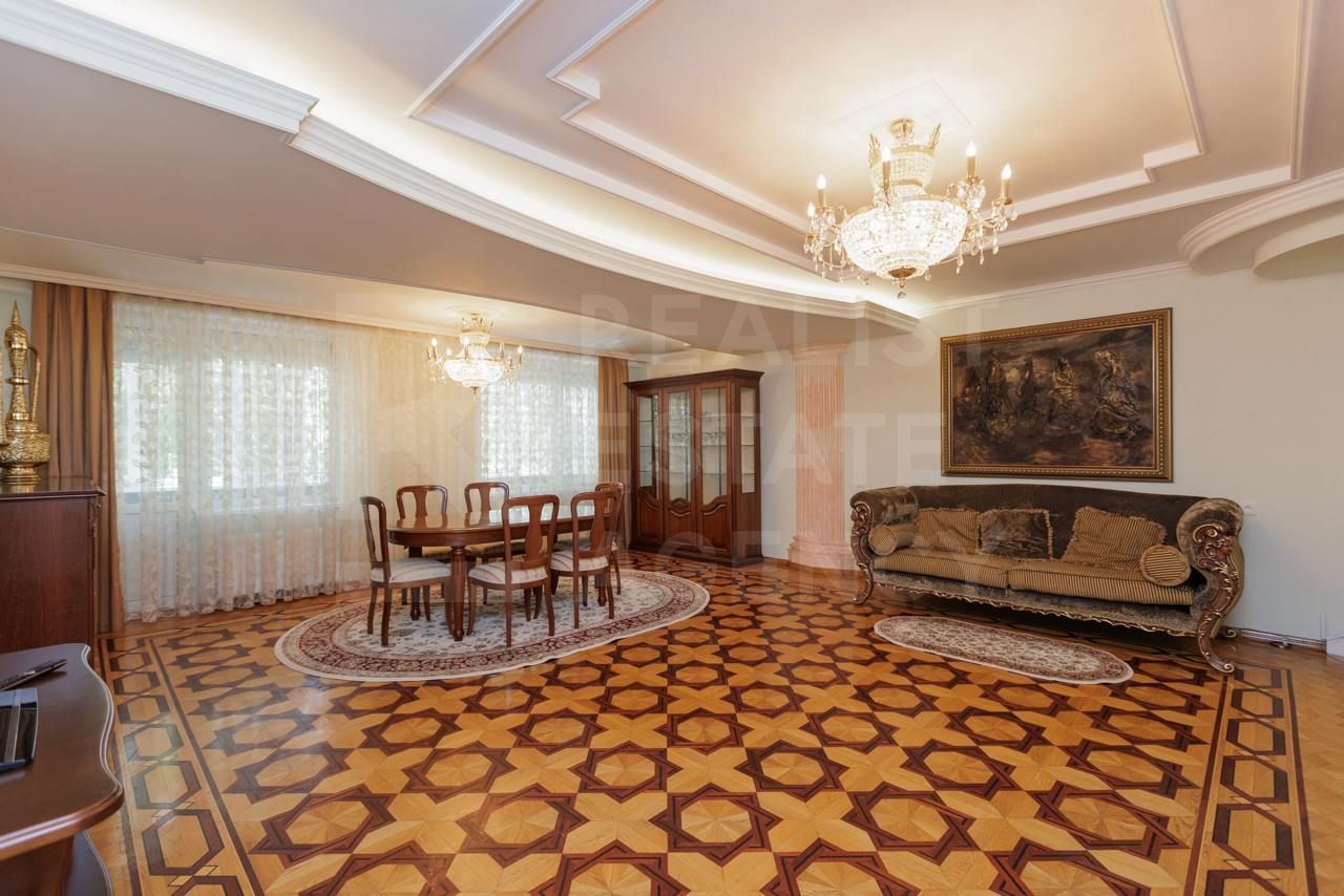 Chirie, apartament, 4 camere, str. Mihai Eminescu, Centru - Poză 2