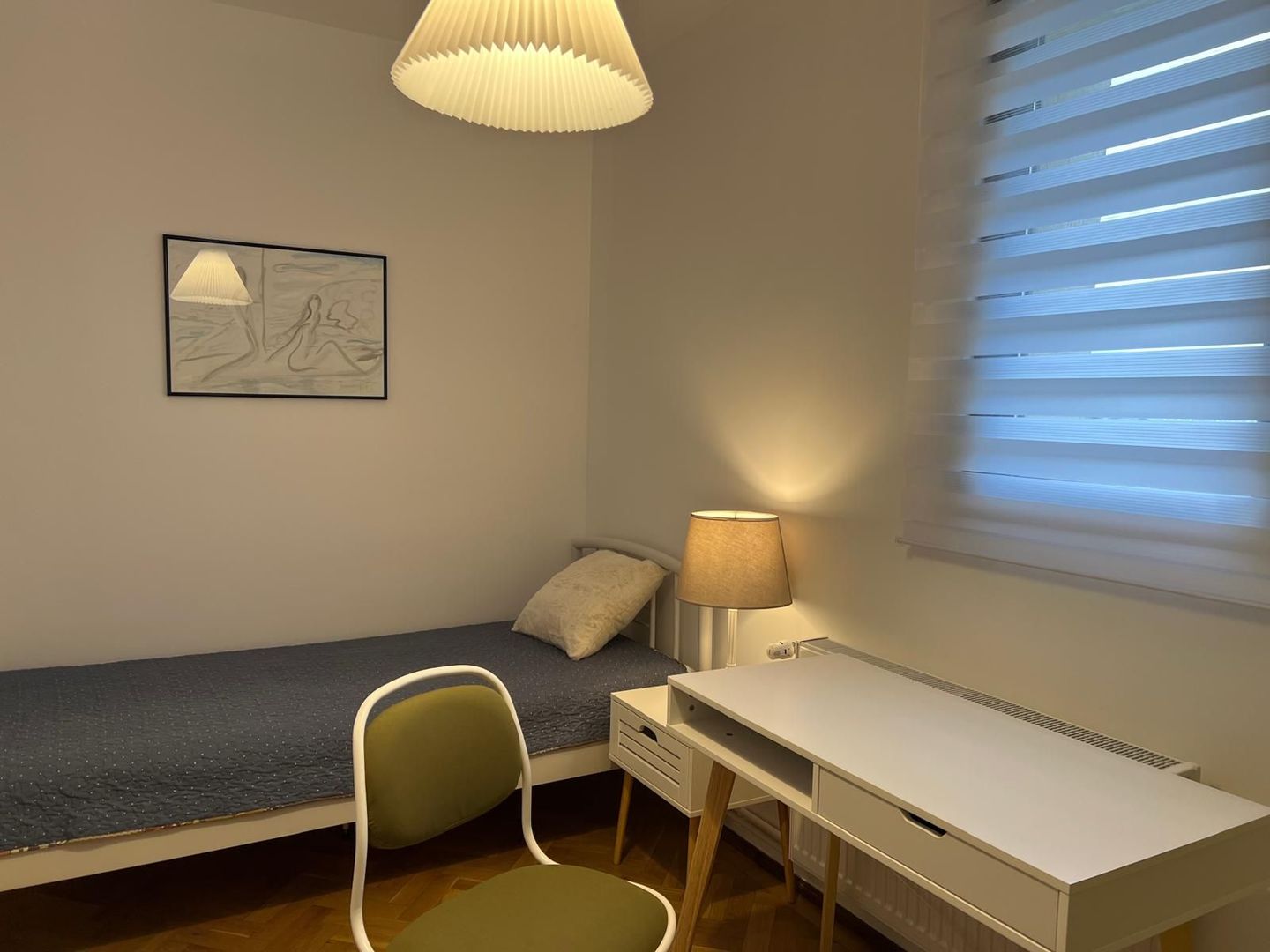 Apartament cochet, trei camere, Vatra Luminoasa - Poză 9