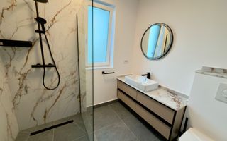Apartament central finisare premium parcare subterana imobil nou - Poză 10