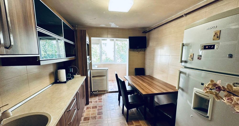 Apartament 4 camere de vanzare Rahova  Margeanului - Poză 1