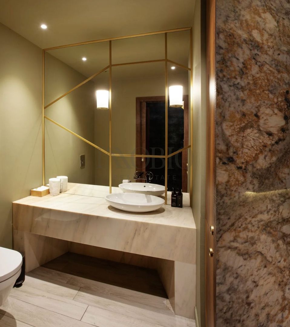 Full Service Apartment | 2 Bedrooms | Parking | Concierge - Poză 9