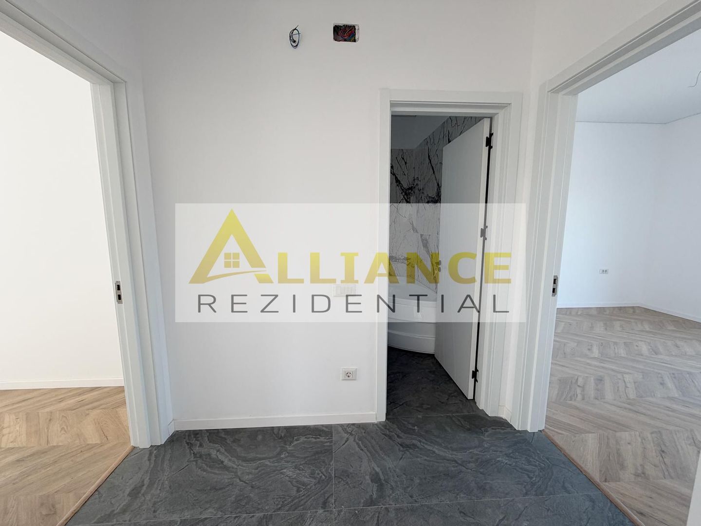 Casa individuală parter || 4 camere || 2 băi + dressing || teren 371mp - Poză 4