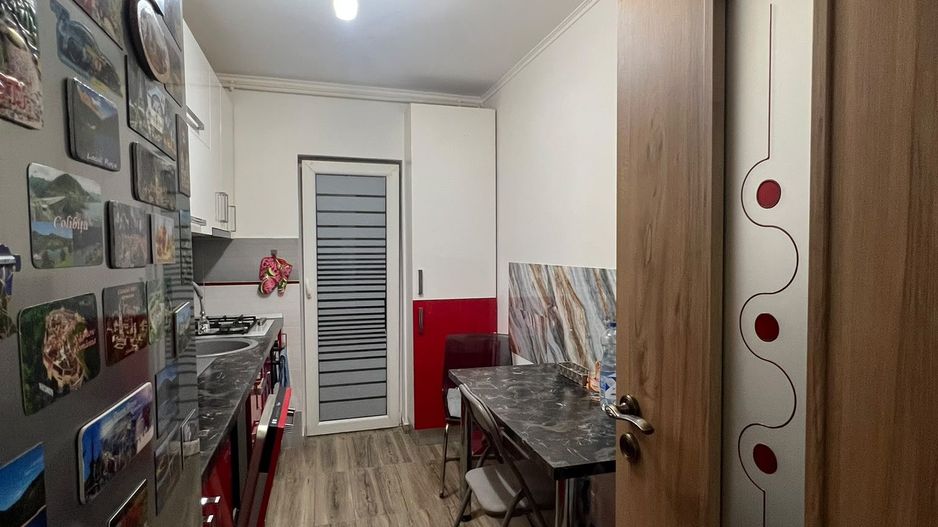 Apartament 3 camere,  decomandat - Poză 14