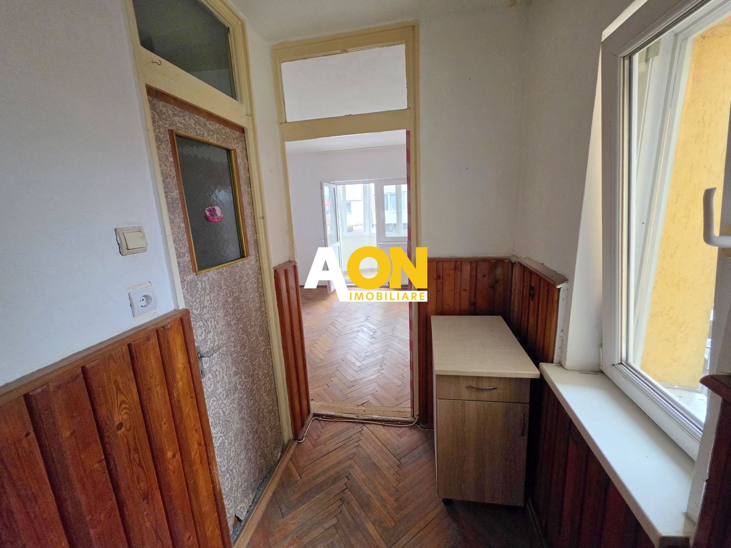 Apartament 2 camere, etaj 1, decomandat, 57 mp utili, 2 balcoane, boxa - Poză 7