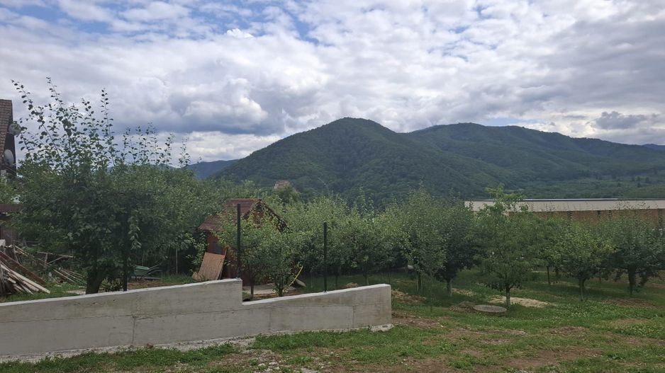 Teren intravilan-constructii în Cisnădioara - Apfel House – 940 mp - Poză 2
