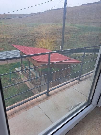 Vând casă în Iași, sat Vlaiceni - Poză 10