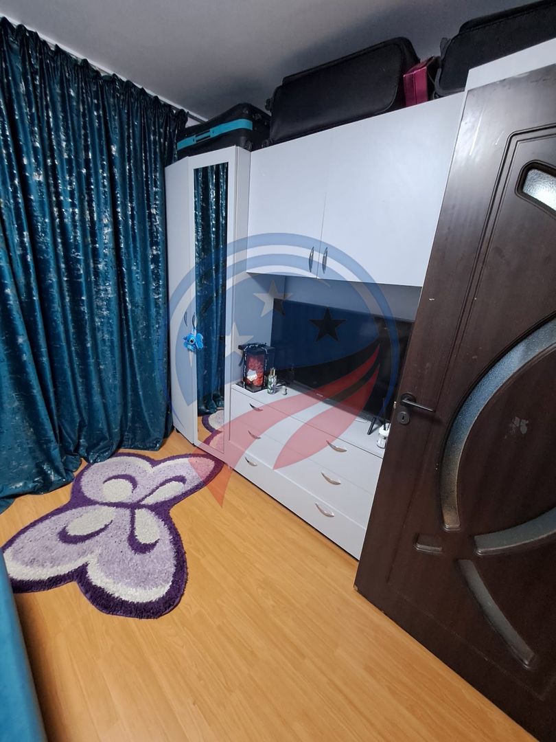 Apartament de vânzare Craiovita - Poză 4