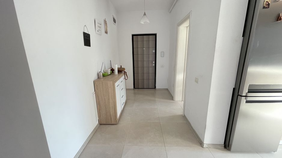 Apartament cu trei camere in Dumbravita - Poză 10