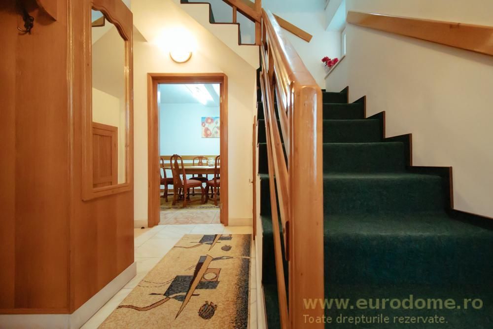 Casa renovata, mobilata si utilata complet - Poză 11