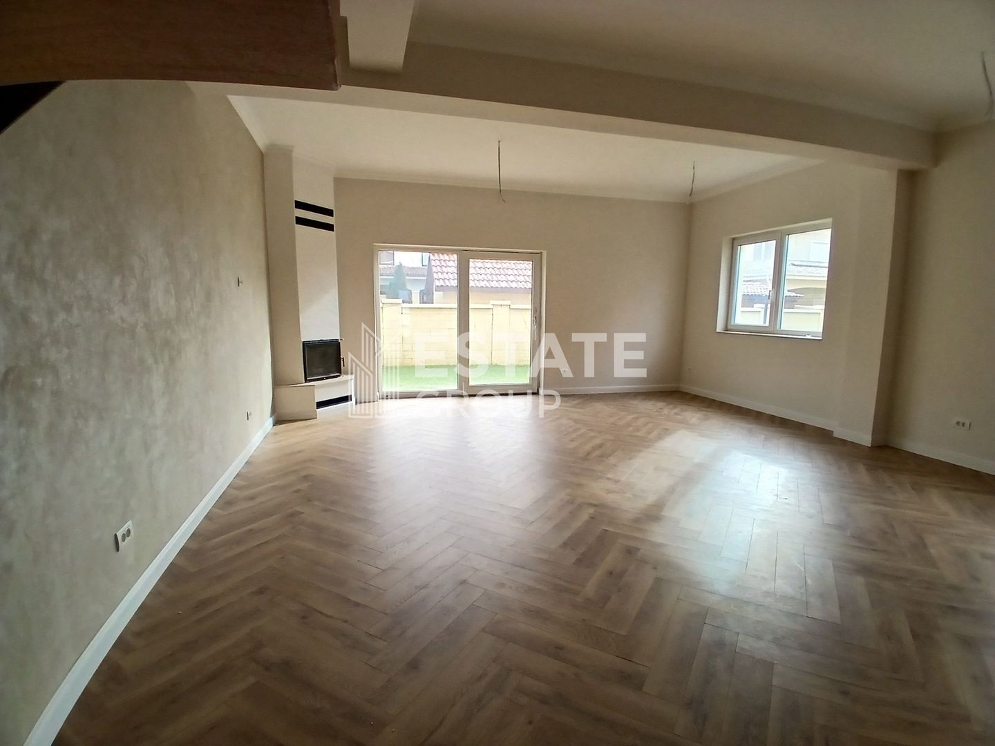 Duplex modern cu 4 camere in Dumbravita - Poză 2