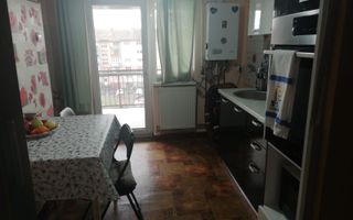 ageuropa.ro vinde ap 3 cam DECOMANDATE în Carpați 2 la etajul 4. - Poză 2