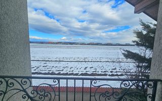 Vilă spațioasă Strejnicu S+P+1E+M, 8 camere, garaj, teren 595 mp - Poză 51