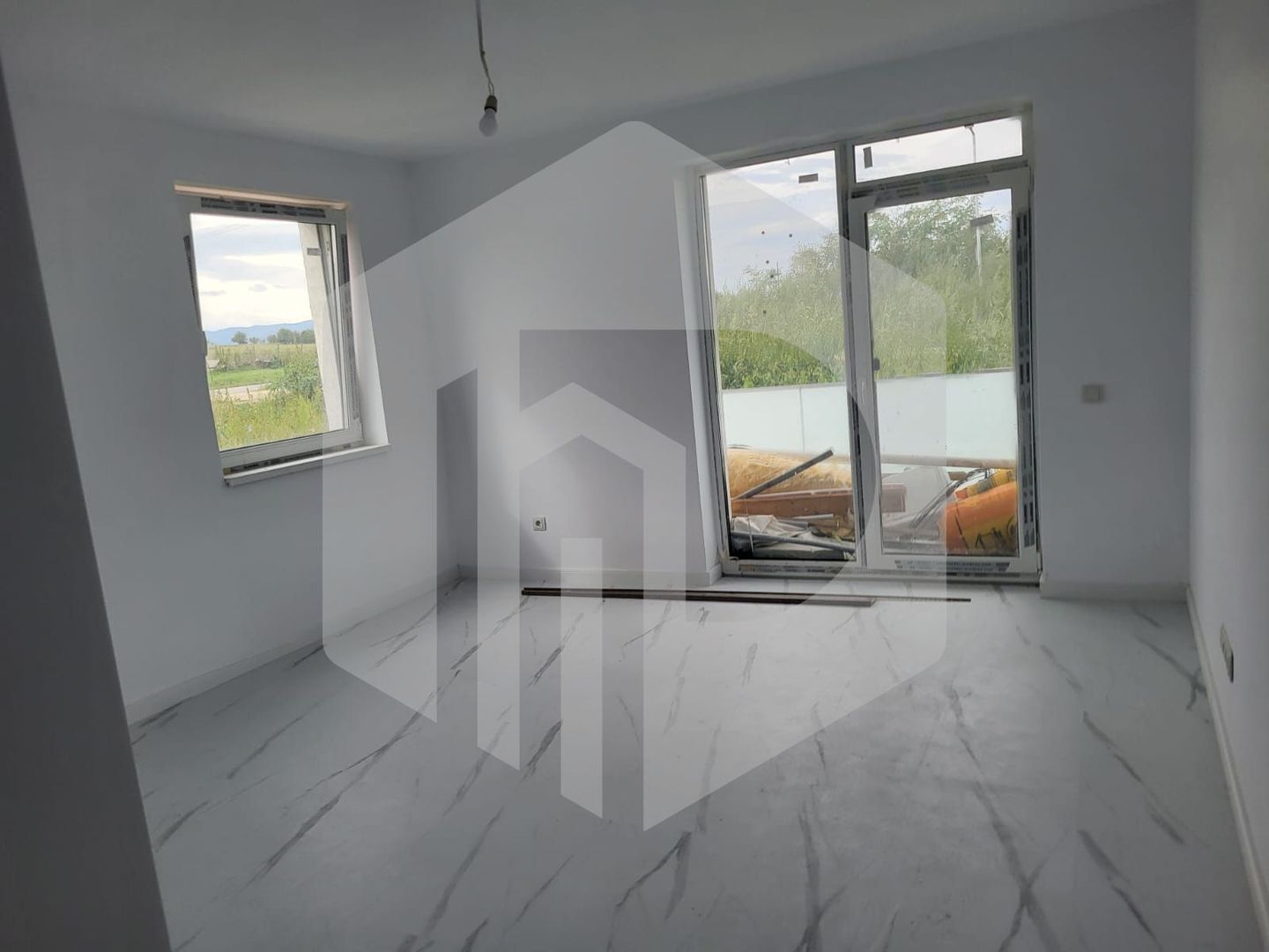 Calea Surii Mici | Apartament 3 camere - La Cheie - Intabulat - Poză 6