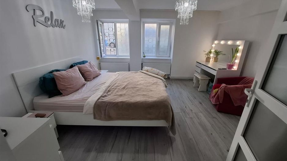 Balcescu 3 camere la casa - Poză 6