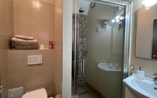 Afacere la cheie 2 unitati de cazare in regim hotelier ULTRACENTRAL - Poză 9