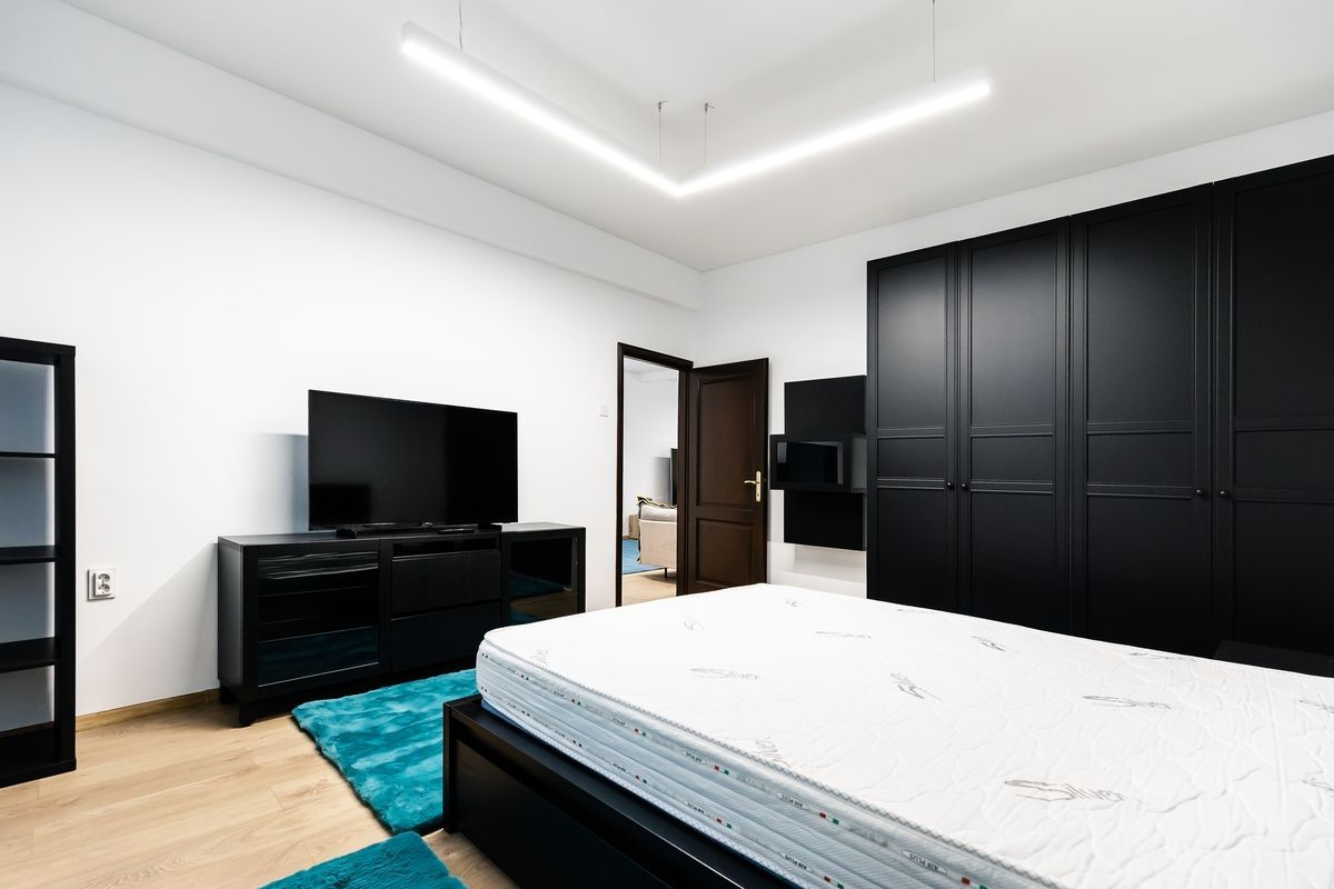 De vanzare Apartament 3 camere Calea Victoriei - Poză 3
