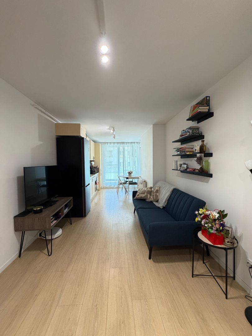Apartament 2 camere, terasa, etaj intermediar, boxa, parcare - Poză 3