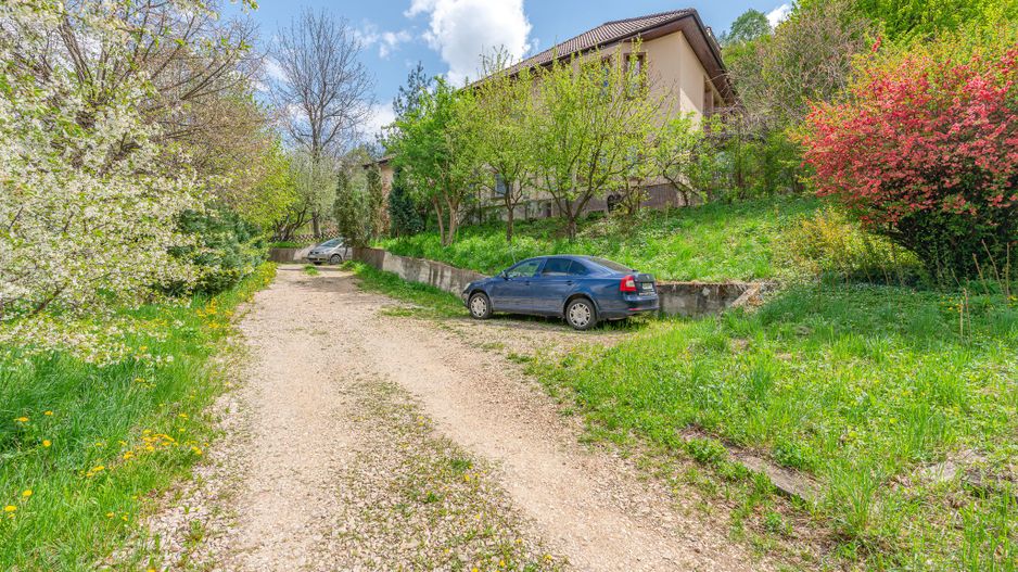 Oportunitatea de a deține o casa cu 3.385 mp teren în centrul - Poză 8